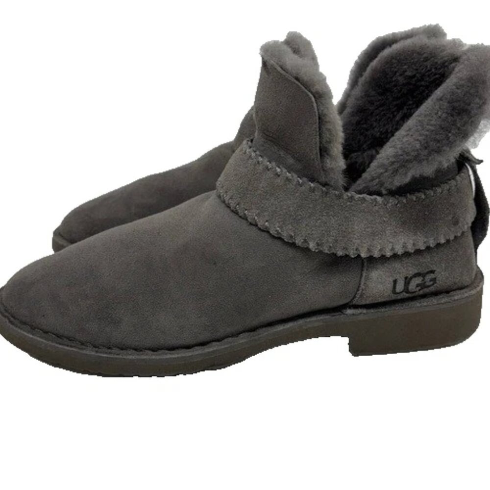 UGG Mckay Whipstitch Detail Art Deco Rivet Booties Gray Size 9 1012358 DD438A